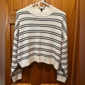 Divided H&M Black and White Striped Crew Neck Sweater women’s sz. L